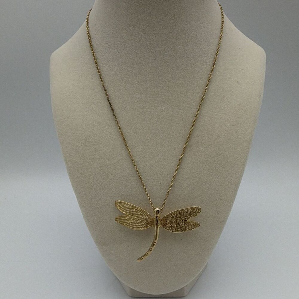Gold Tone Textured Dragonfly Charm Pendant Necklace Rope Chain Spring Ring
